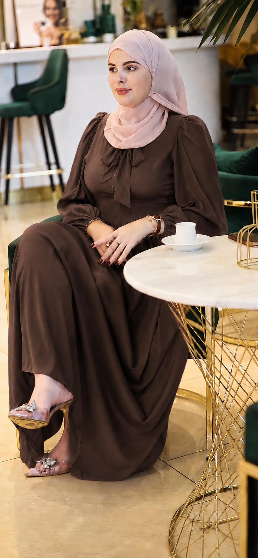 🔥 عباية اخر موديل 2026 مونش بوفو وصلت دابا! ✨ تصميم أنيق ولمسة فخامة 👗🧕 عرض مغري + توصيل فابووور 🚚