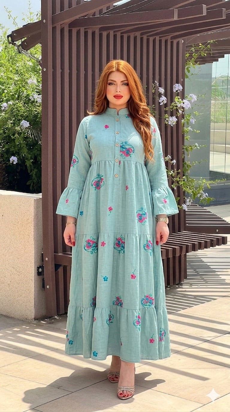 كسوة بثوب عالي الجودة مكايطلعش و مكيتحببش بورود مطروزة فخمة 💫 أناقة بلا مجهود وإحساس بالراحة 😍 للمحجبات وغير المحجبات 💕 توصيل فابور 🚚✨