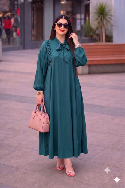 🔥 عباية  اخر موديل 2026 مونش بوفو وصلت دابا! ✨ تصميم أنيق ولمسة فخامة 👗🧕 عرض مغري + توصيل فابووور 🚚